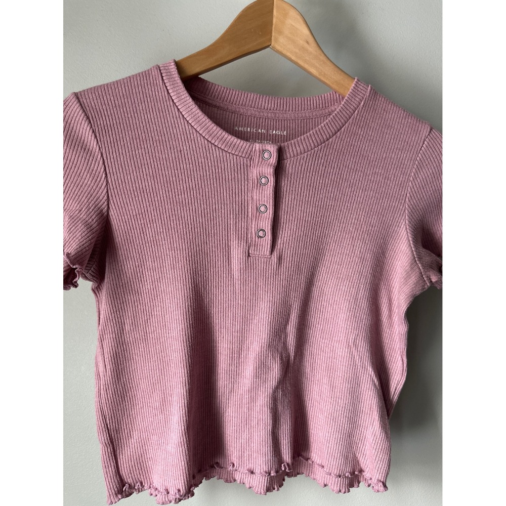 American Eagle Dusty Rose Pink Ribbed Henley Cropped T Shirt Lettuce Hem Tee XS‎